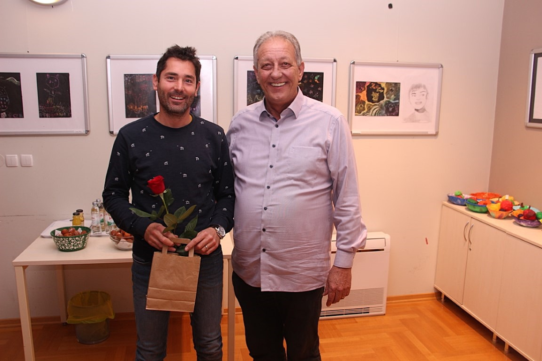 Babyboom u Vodicama: Ove godine 90 novorođenih, gradonačelnik poklonio eure i prigodne darove