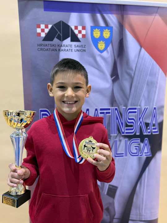 Vodički Okit ponovno najbolji karate klub u Dalmaciji
