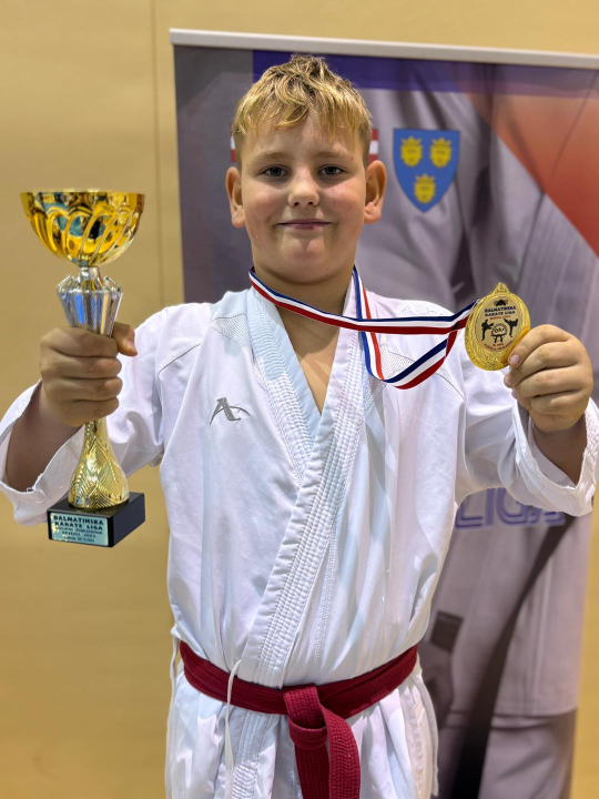 Vodički Okit ponovno najbolji karate klub u Dalmaciji