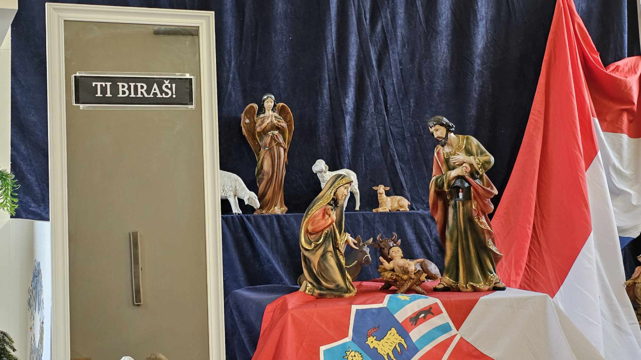 Jaslice u Gospi van Grada poslale jasnu poruku: Ili ste za fritule i istospolne parove ili za Isusa i Hrvatsku