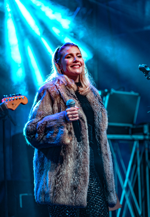 Bend s energičnim ženskim vokalima otvorio tjedan zabave na Adventuri