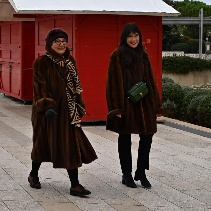 Niti blagdanska bura nije omela Šibenčane da izgledaju besprijekorno!