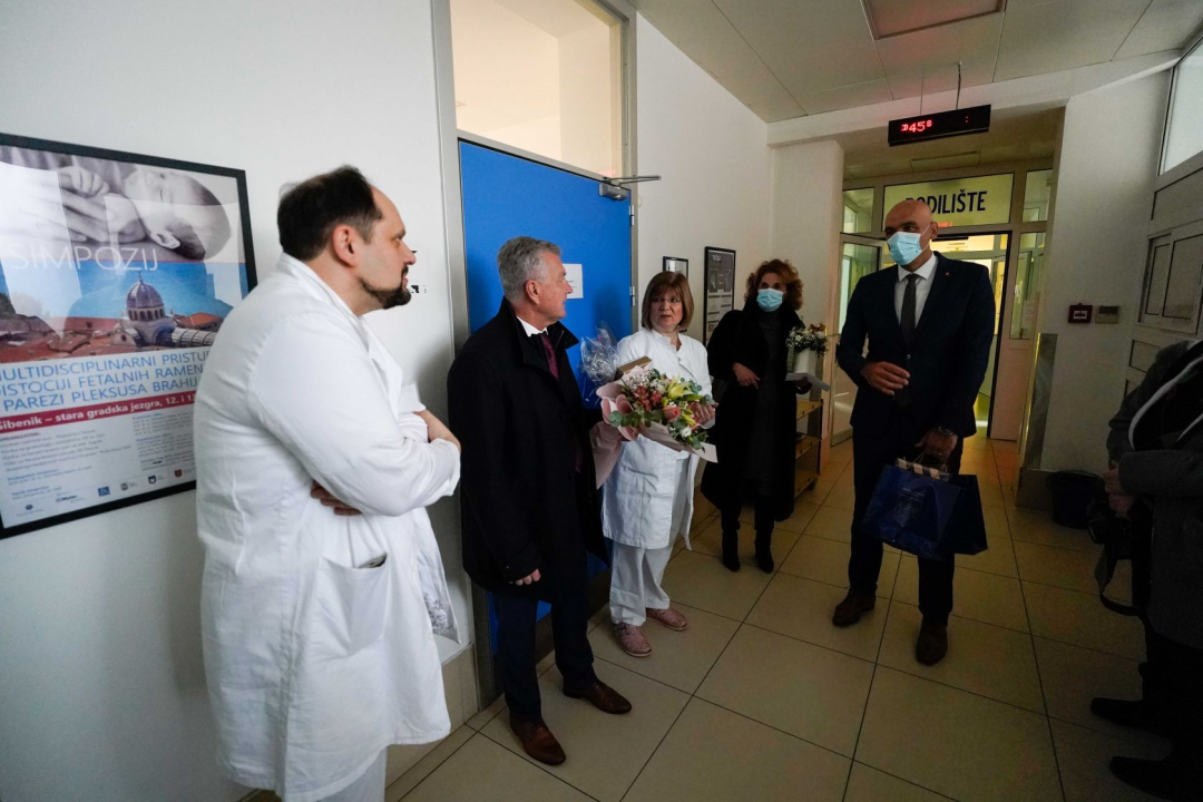 Maleni Damian prva je beba rođena ove godine u Šibensko-kninskoj županiji