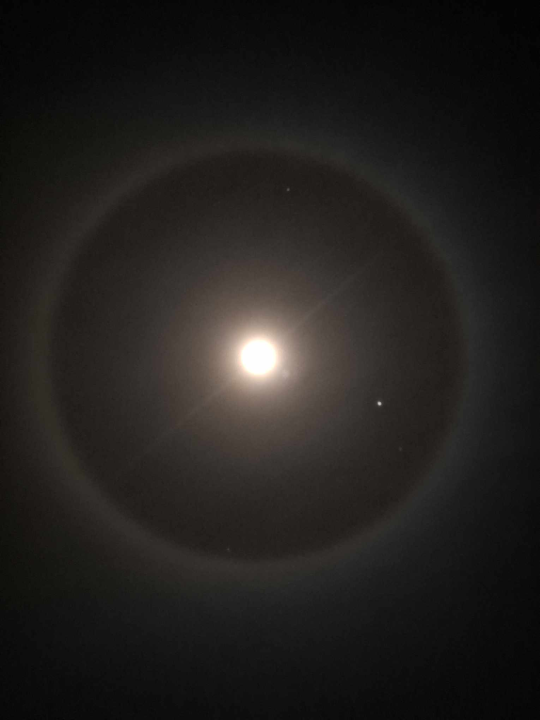 Na nebu iznad Šibenika snimljen neobičan Mjesečev fenomen 