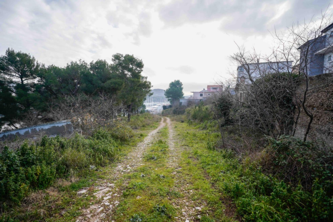 Mandalina će dobiti novu cestu: Grad Šibenik dobio dozvolu za izgradnju