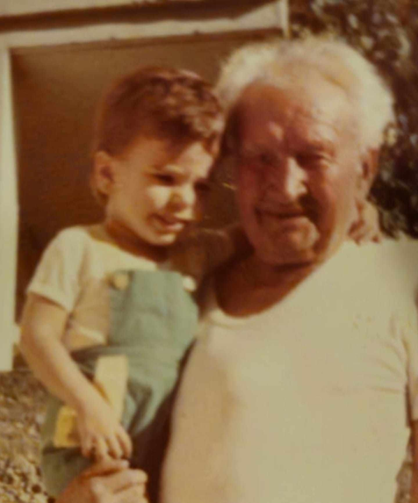 Ivan Jurković uspješan je glazbenik, sportaš i poljoprivrednik