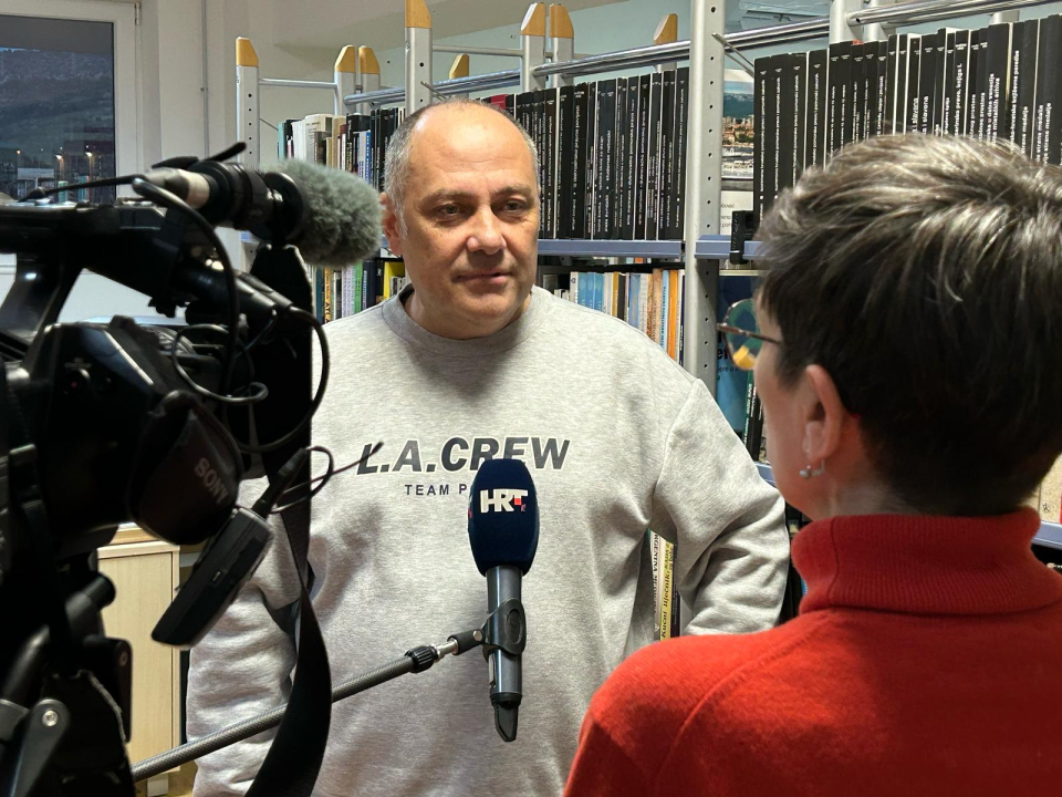 Haiku po šibenski: Aljoša Vuković predstavio svoju novu zbirku pjesama 'Šiboku'