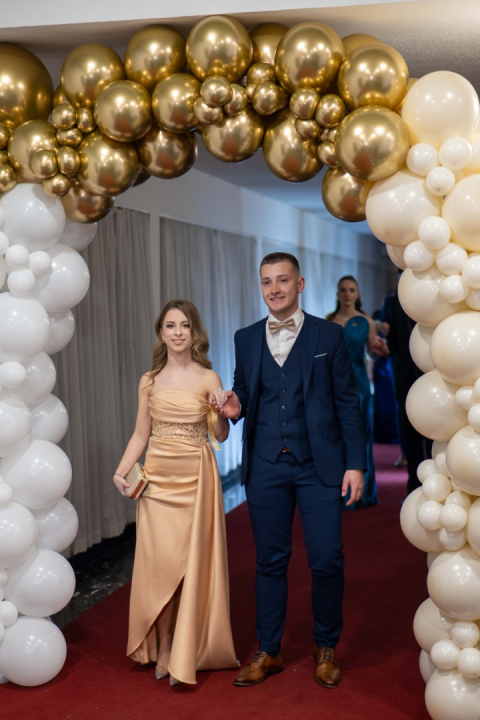 Zavirite na maturalni ples šibenske Medicinske škole (1)