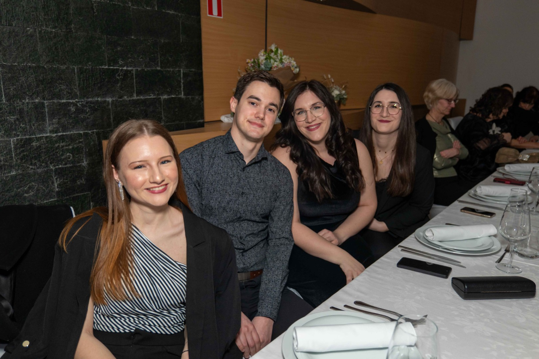 Zavirite na maturalni ples šibenske Medicinske škole (2)