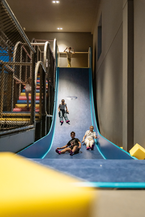 FOTO Besplatna kava i vrhunska zabava u Pizzaholicu!