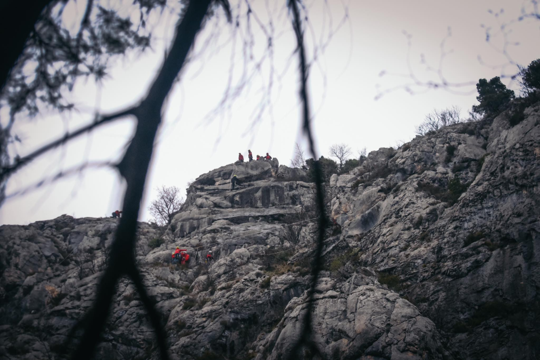 Šibenski HGSS-ovci na Biokovu sudjelovali na vježbi stijenskog spašavanja