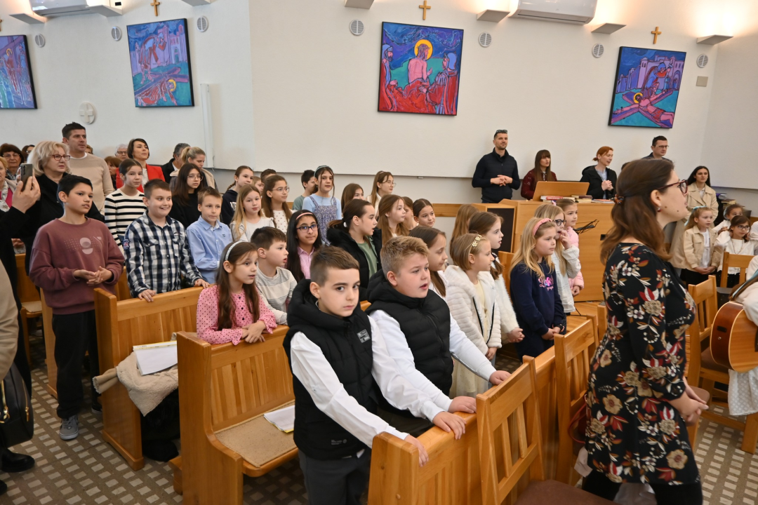 Dječji zbor sa zagrebačke Knežije gostovao u Župi sv. Ante Padovanskog na Šubićevcu