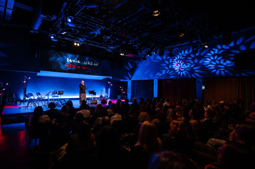 Urban sinoćnjim koncertom 'osvojio' Arsena