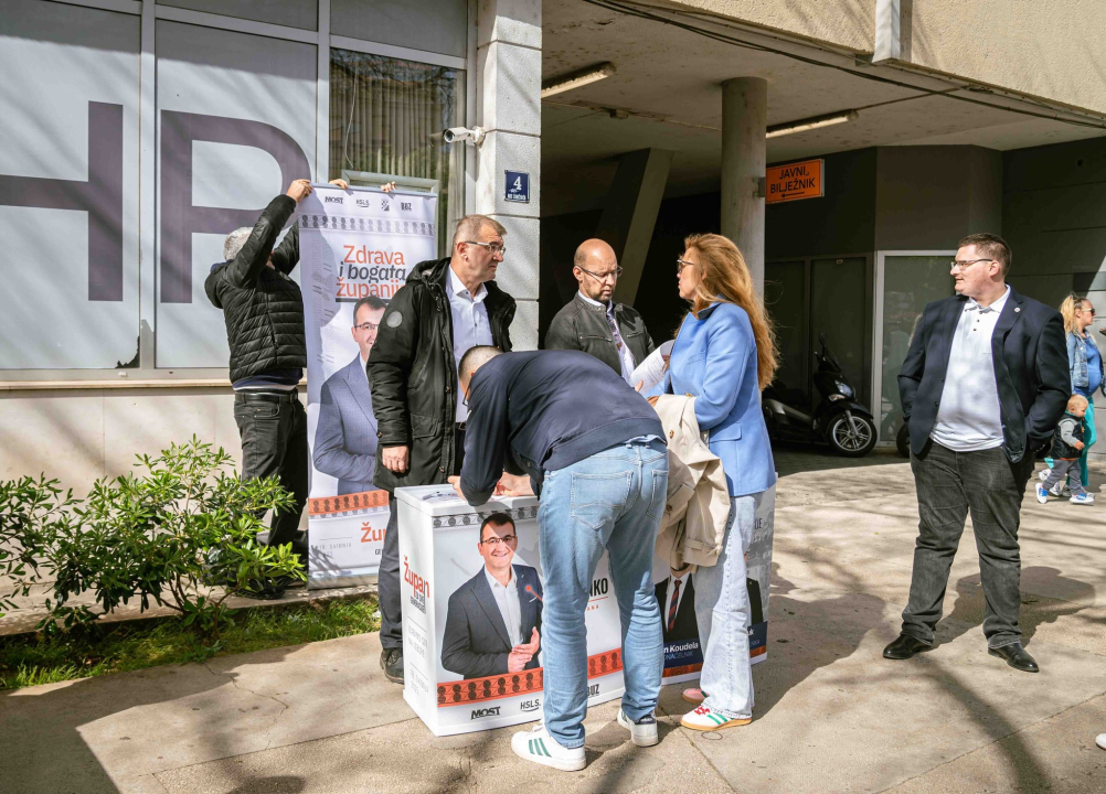 Kandidati u Šibeniku krenuli u prikupljanje potpisa za lokalne izbore