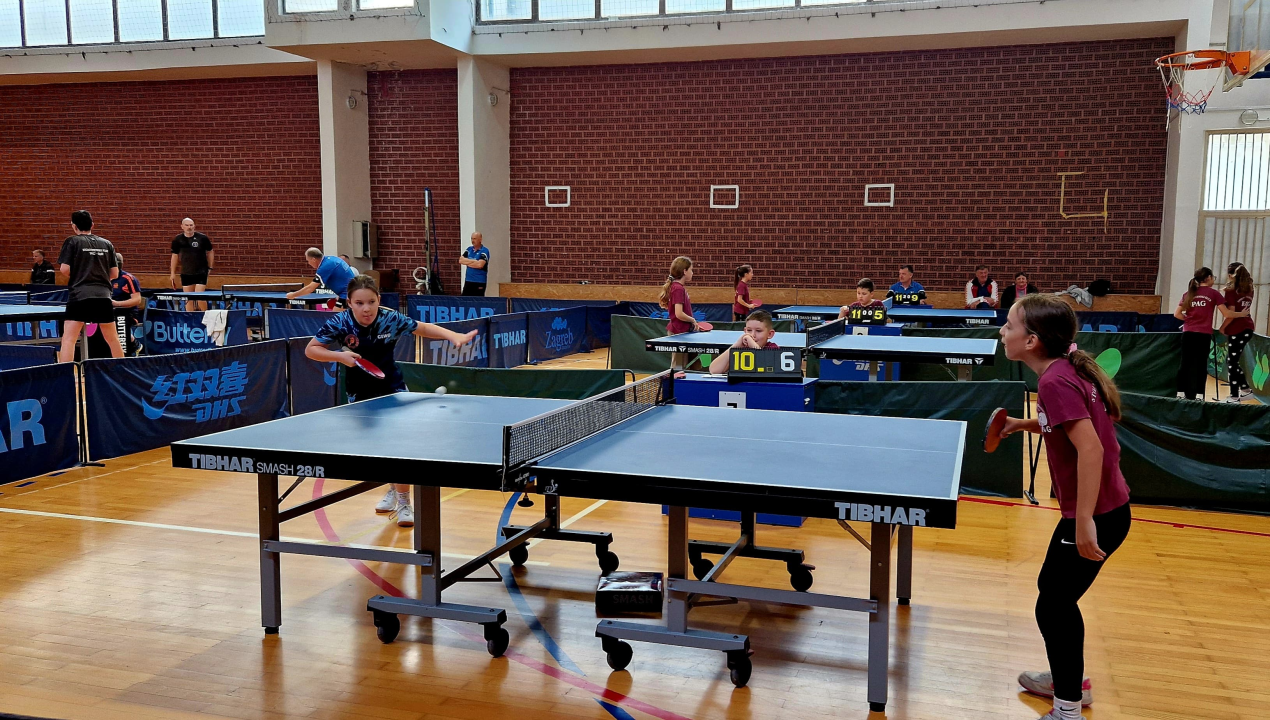 FOTO: Stolnotenisači Šibenika Martinović i Livić uspješni na Pagu te se plasirali na državno prvenstvo