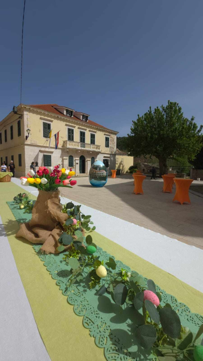 Uskrsni domjenak u Skradinu