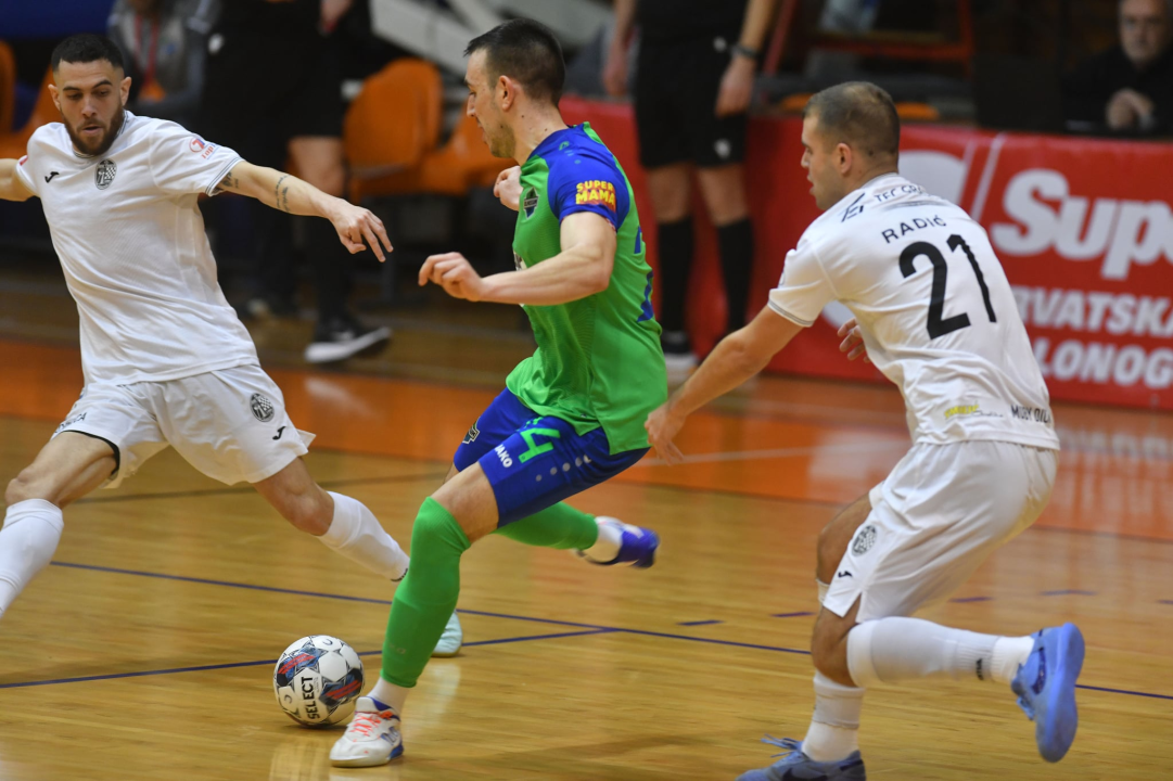 MNK Crnica slavio u Omišu i poveo u četvrtfinalnoj seriji