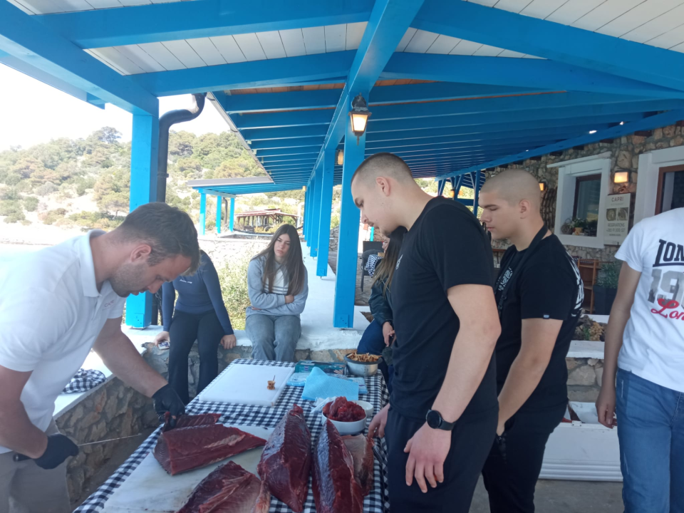 Japanska kulinarska čarolija na Kapriju: Učenici šibenskog TUŠ-a učili od chefa Enrica Krluka