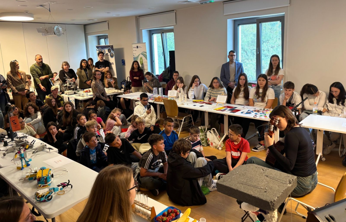 u Posjetiteljskom centru 'Kanal sv. Ante' znanost okupila učenike, mentore i profesore iz cijele županije 