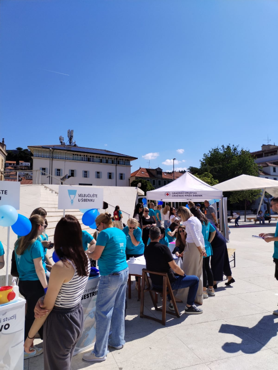 Studij sestrinstva u Šibeniku slavi drugi rođendan: Mjerio se tlak i šećer, vježbala se prva pomoć
