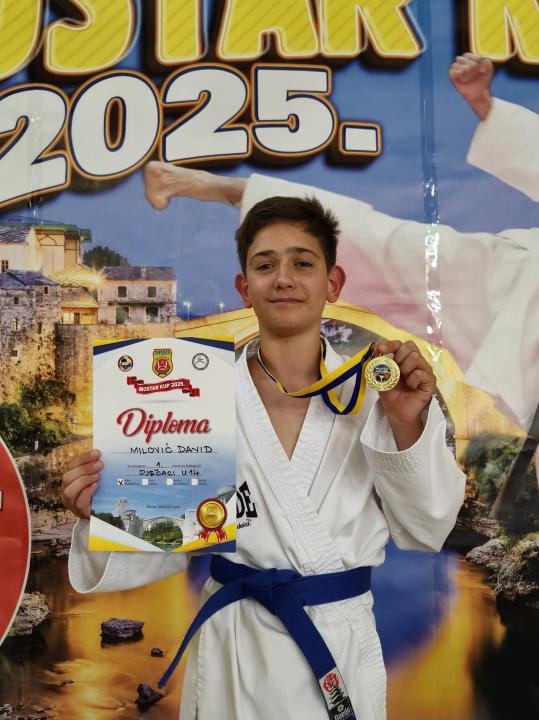 FOTO Karataši Šibenika se za kraj sezone na Miminac vratili sa 11 medalja iz Hercegovine