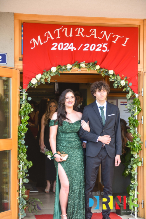 Maturalna večer u Drnišu