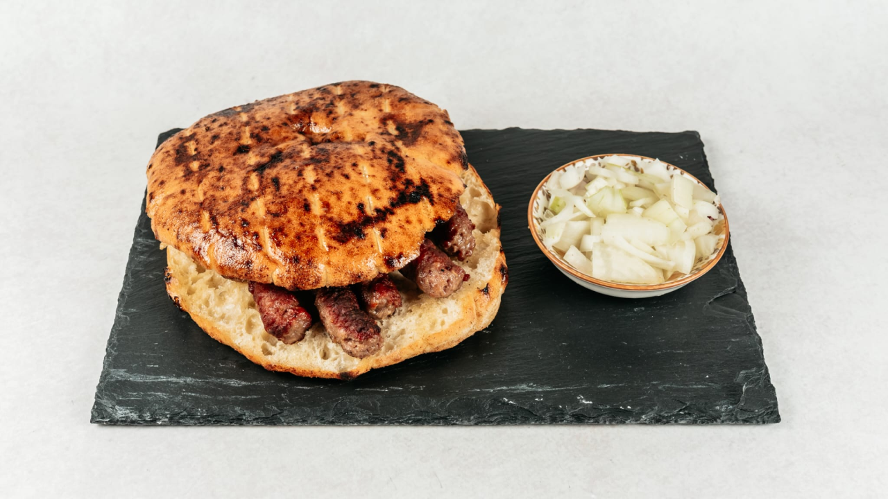 FOTO Glazba uživo i vrhunska spiza – Bore i Ermin u restoranu Mačak!