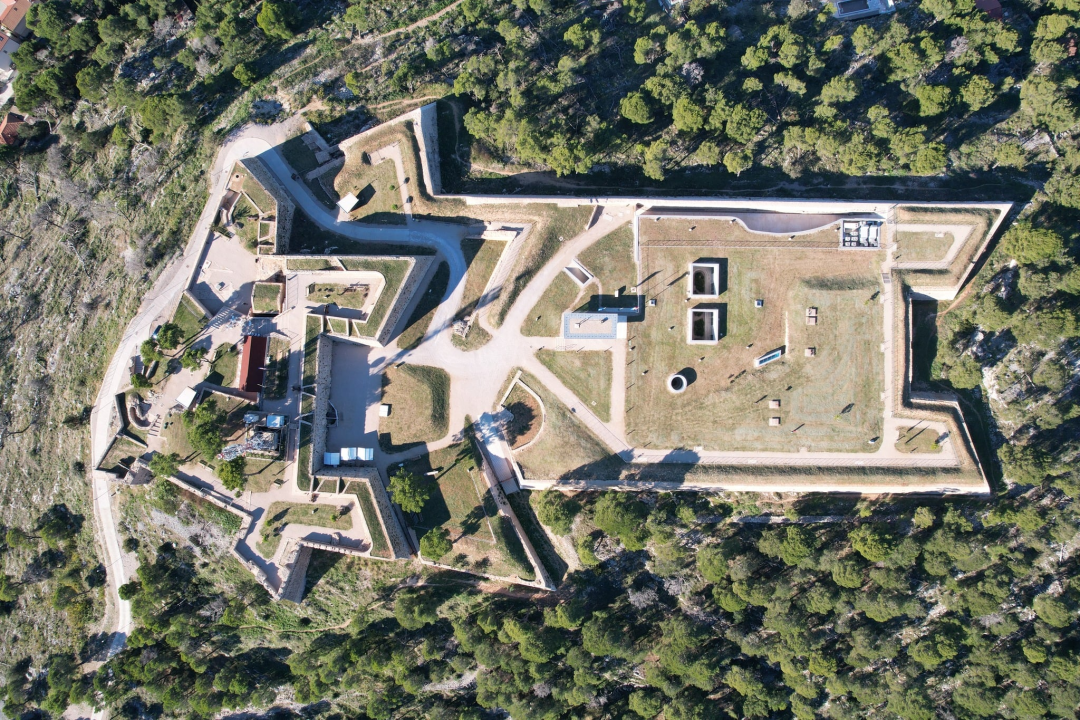 Najveća i najviša od svih šibenskih utvrda: Tri godine od otvorenja obnovljenje Tvrđave sv. Ivana