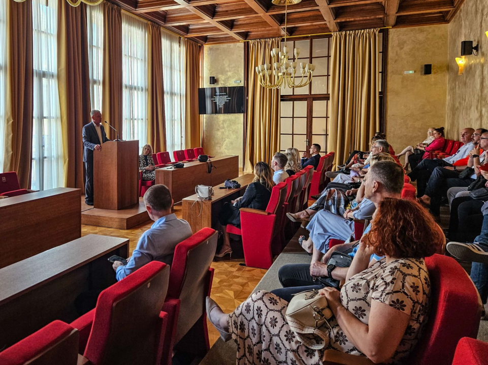 Hrvatska udruga ravnatelja osnovnih škola sastala se u Šibeniku