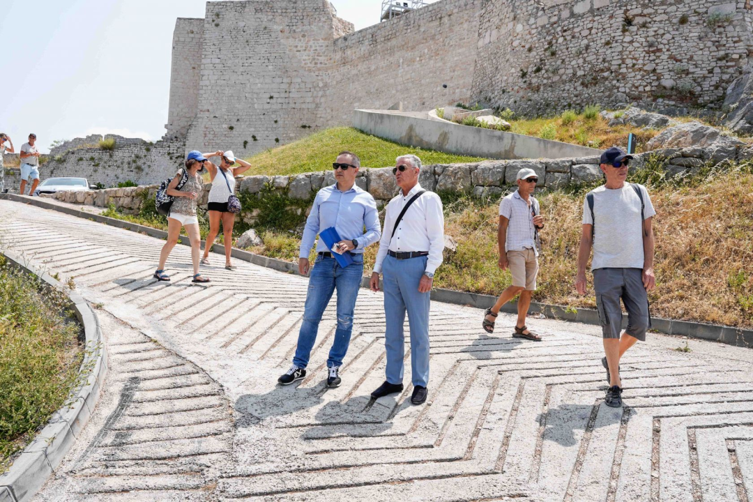 Nakon niza analiza i istraživanja potpisan ugovor za projekt Dvostrukog bedema