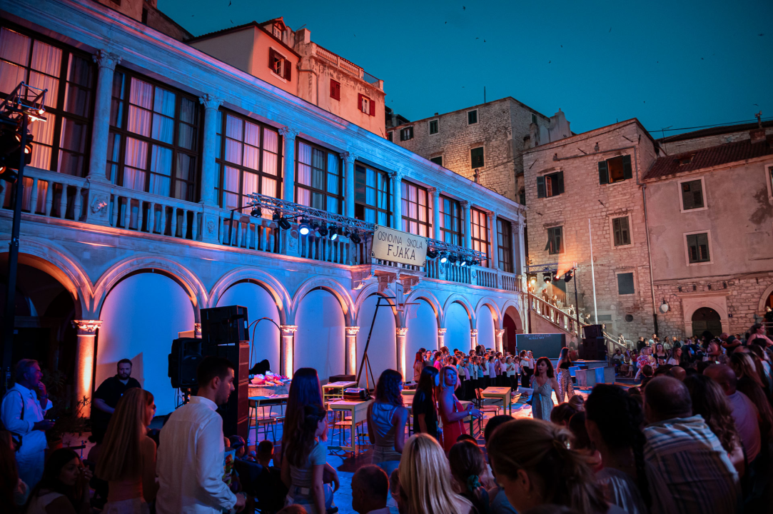 Otvoren 65. Međunarodni dječji festival uz glazbu i čarobni mjuzikl