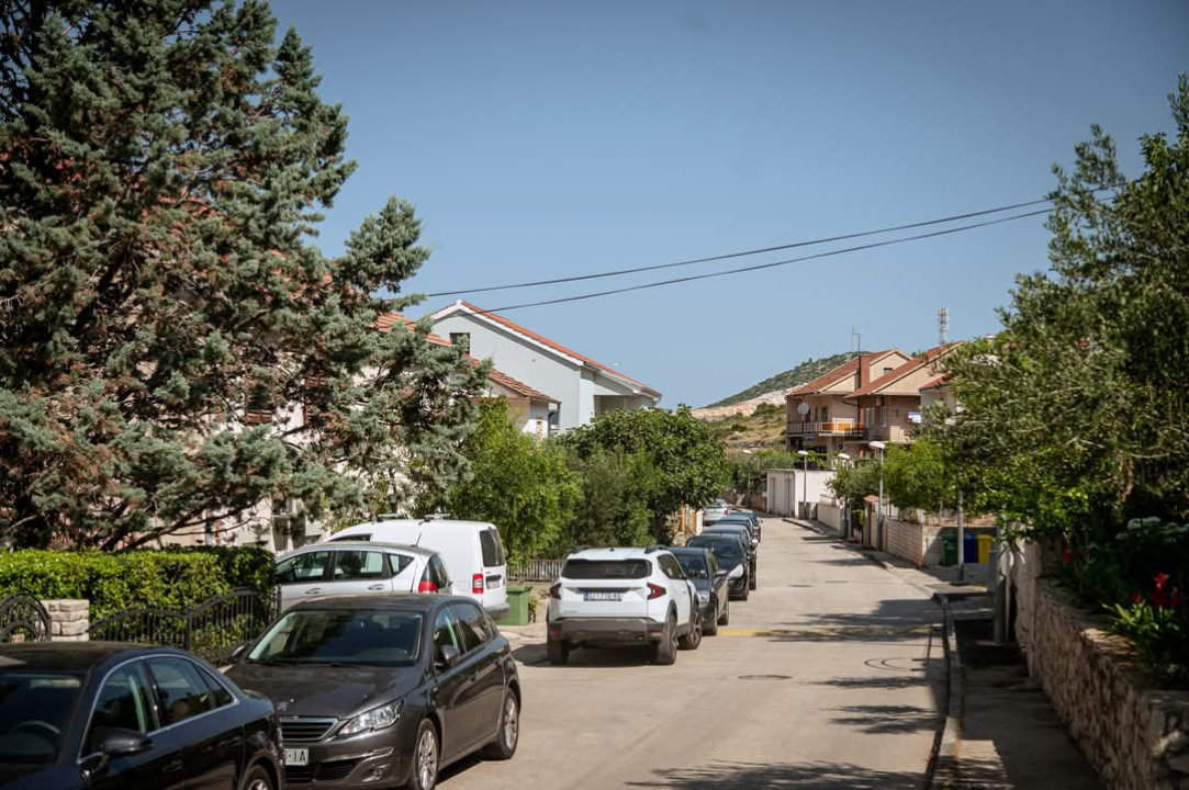 Nekretnine u Njivicama sve traženije, grad planira čvorove za lakši ulaz u Šibenik