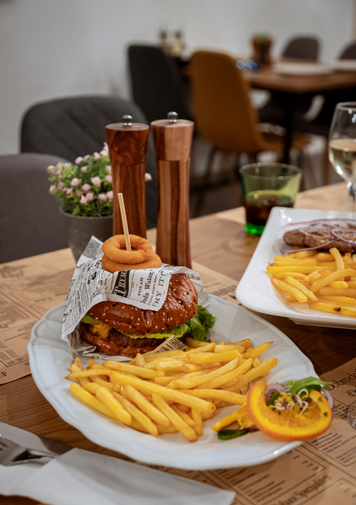 FOTO Uživajte u okusu domaće kuhinje uz gotova jela restorana Mačak!