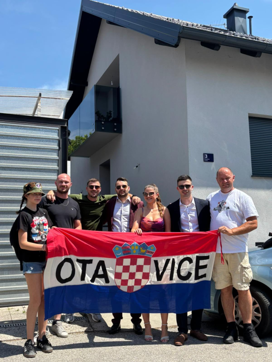 Čavoglave, Drniš, Otavice: Zagreb okupiralo mnoštvo Thompsonovih fanova s hrvatskim zastavama