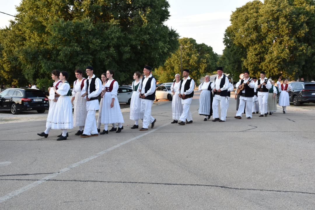 Održana 24. večer folklora u Mirloviću povodom blagdana sv. Jakova