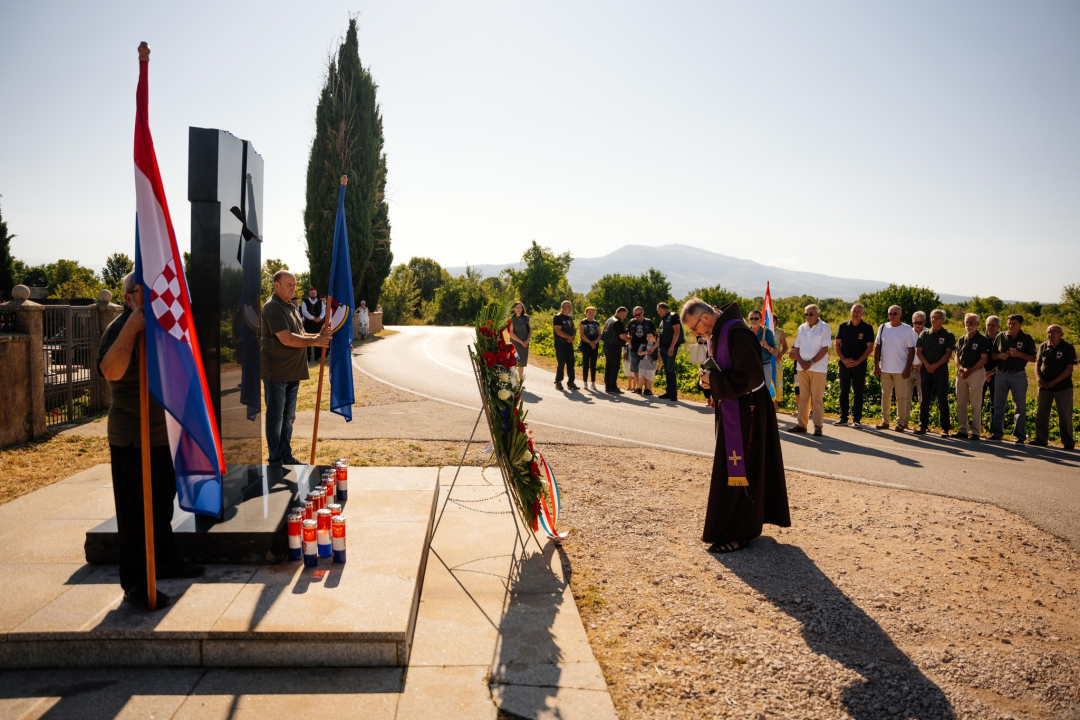 Svečano obilježen Spomendan na poginule branitelje i 142. obljetnica Općine Promina 