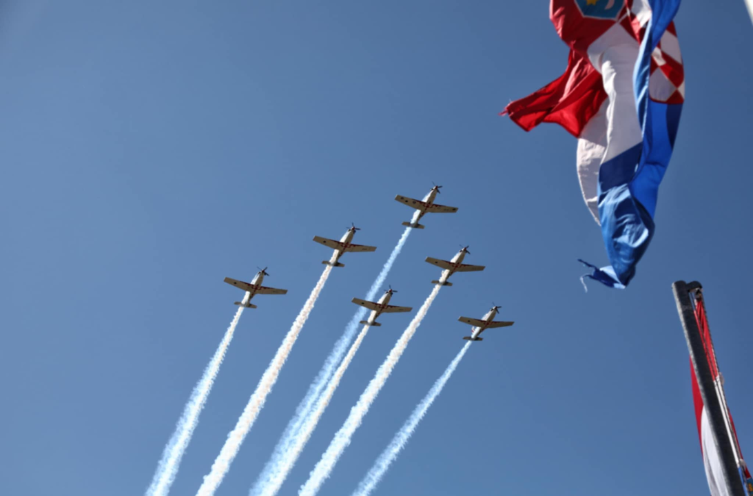 Impresivna 'Krila Oluje' i prelet Rafalea iznad Kninske tvrđave 