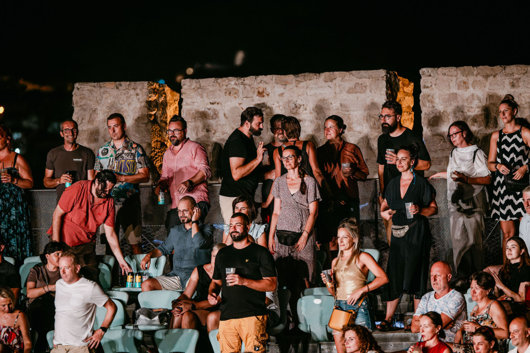 Kyoto Jazz Massive u proširenom sastavu oduševio publiku na tvrđavi sv. Mihovila  