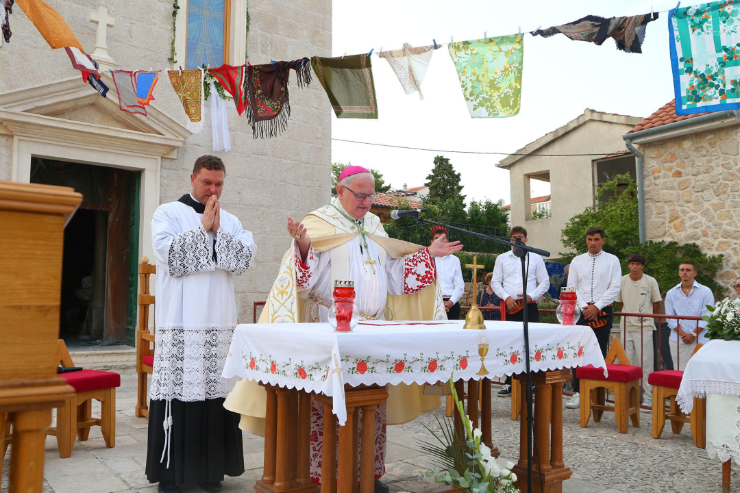 Tribunj svečano proslavio blagdan Velike Gospe