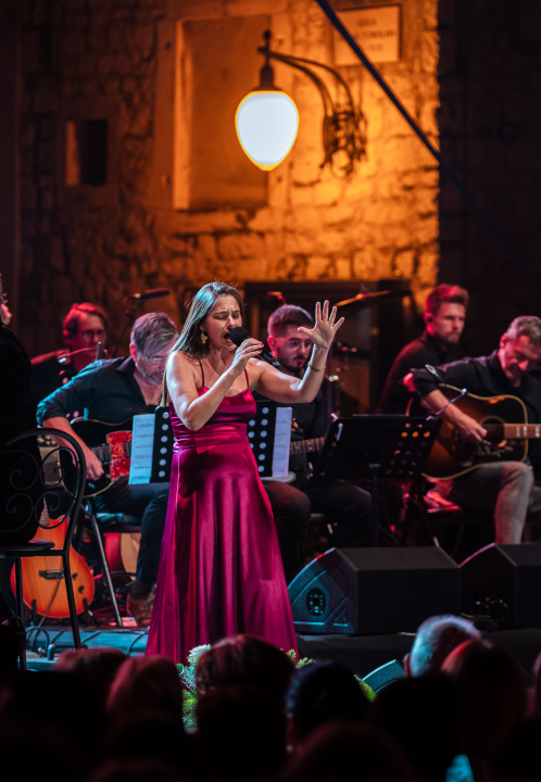 FOTO Đani Stipaničev i klapa Preženca trijumfirali na 28. Dalmatinskoj šansoni