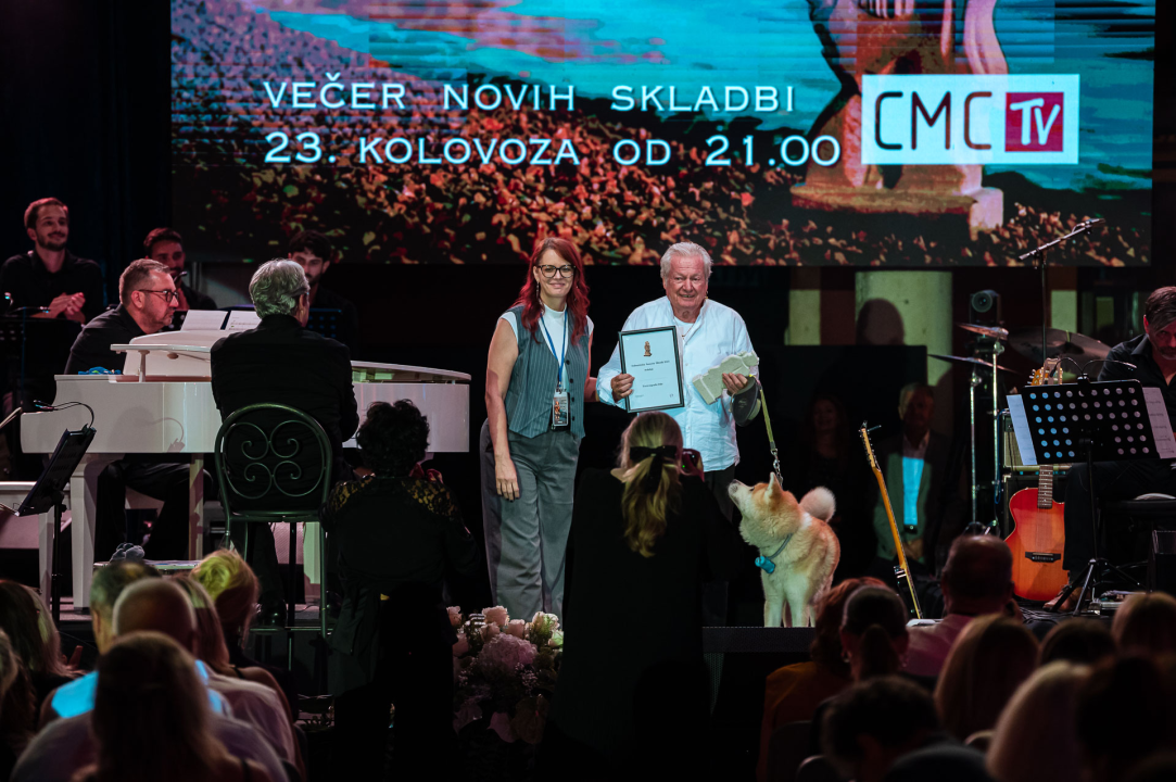 FOTO Đani Stipaničev i klapa Preženca trijumfirali na 28. Dalmatinskoj šansoni