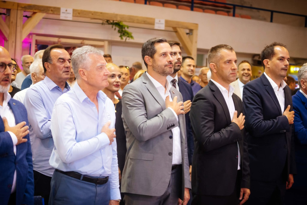 izgradnja Kuće pršuta: U Drnišu otvoren festival gastronomskog blaga