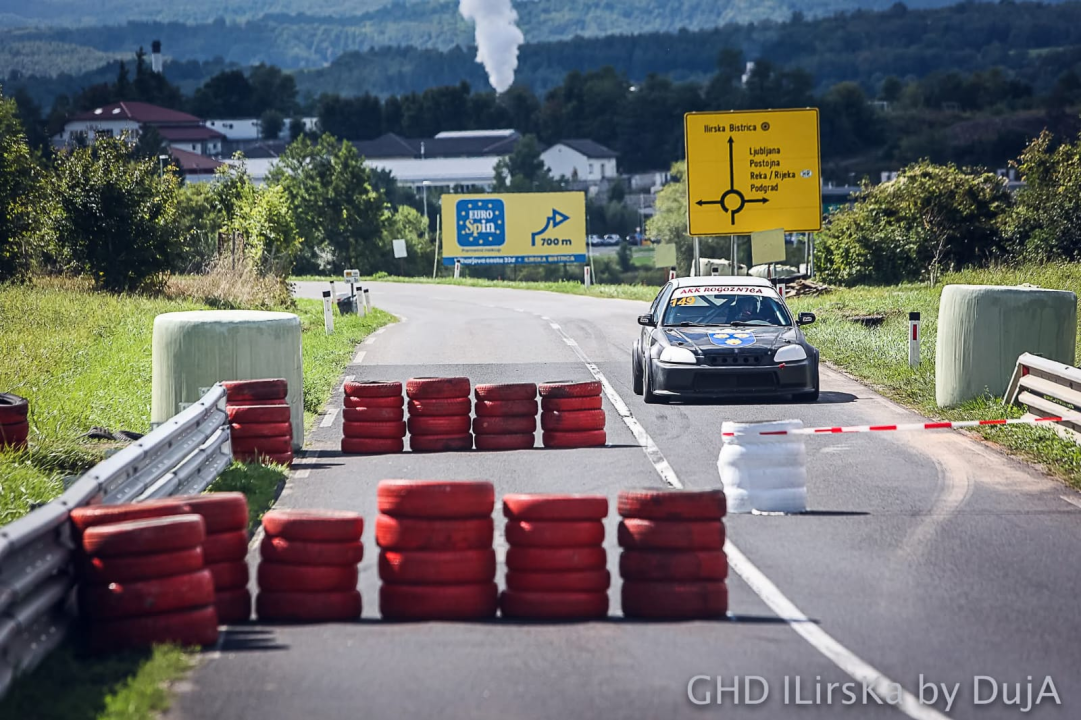 FOTO Vozačima AKK Rogoznica tri postolja na brdskoj auto-utrci u Ilirskoj Bistrici