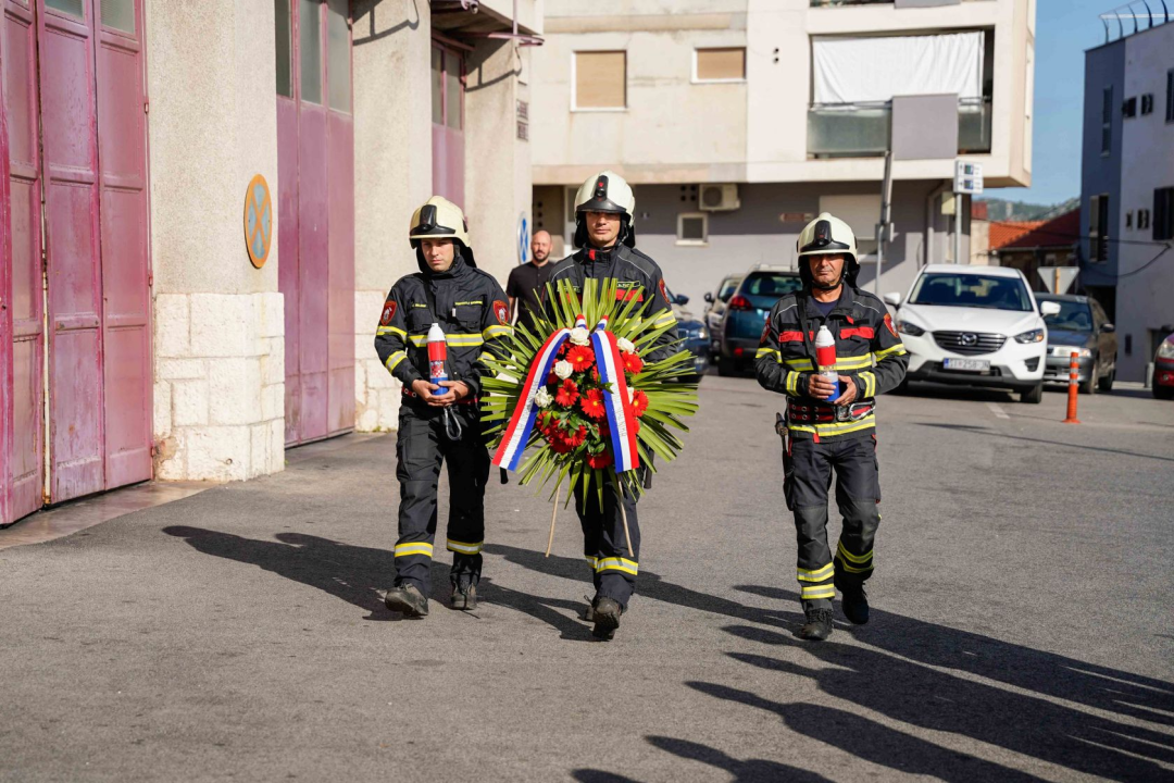 Obilježena 32. godišnjica stradanja šibenskih vatrogasaca 