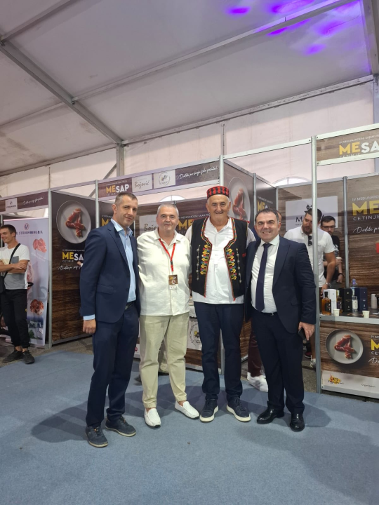 Grad Drniš u Cetinju sudjeluje na 4. Međunarodnom sajmu pršuta 