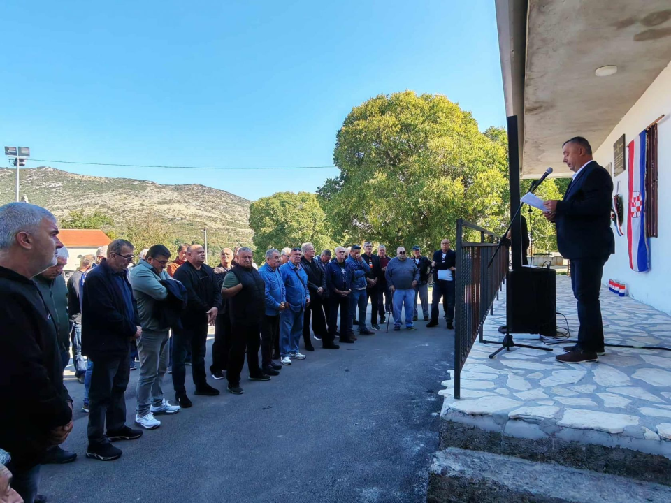 Prije 35 godina šibenski dragovoljci u Mravnicama su preuzeli prvo oružje