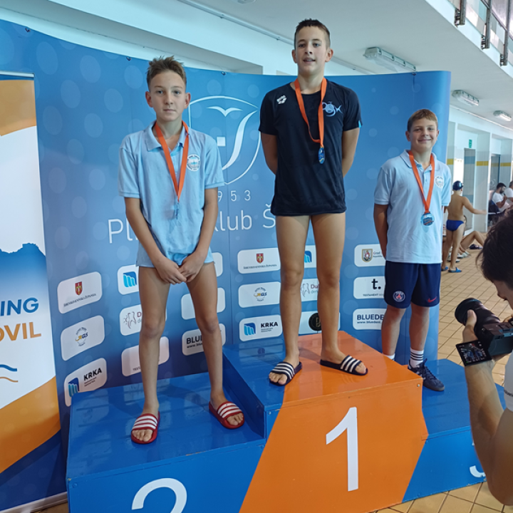 FOTO Plivački dvojac iz Mora uzeo zlato, tri srebra i tri bronce na 'Svetom Mihovilu'