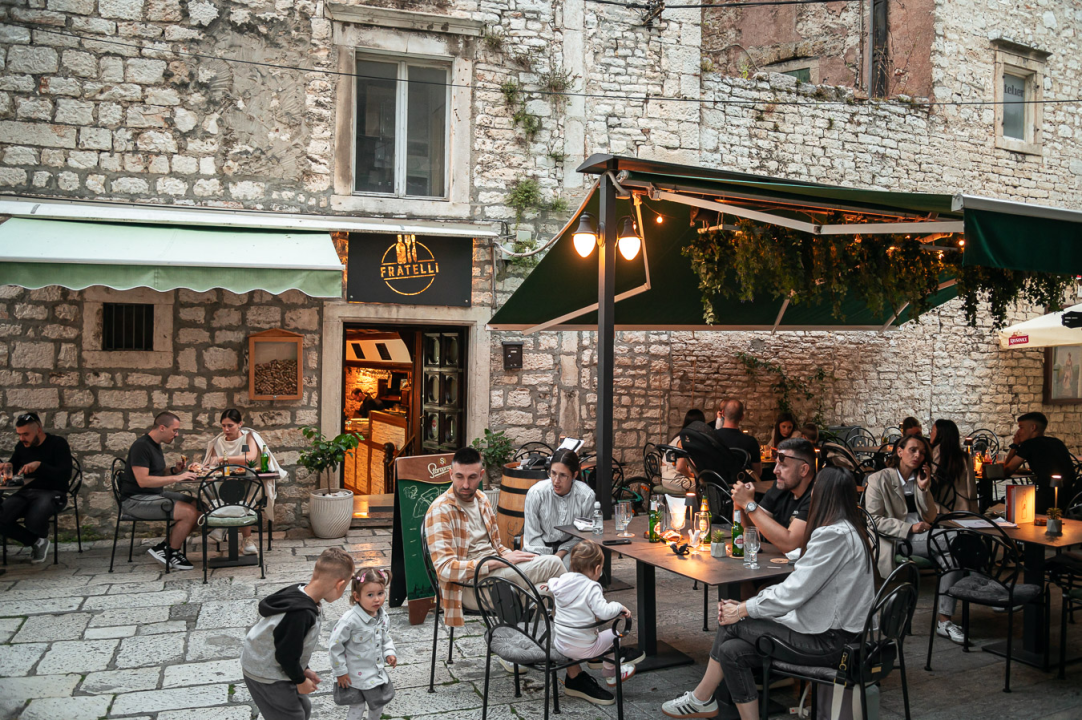 FOTO Prepustite se užitku autentične talijanske pizze u Pizzeriji Fratelli
