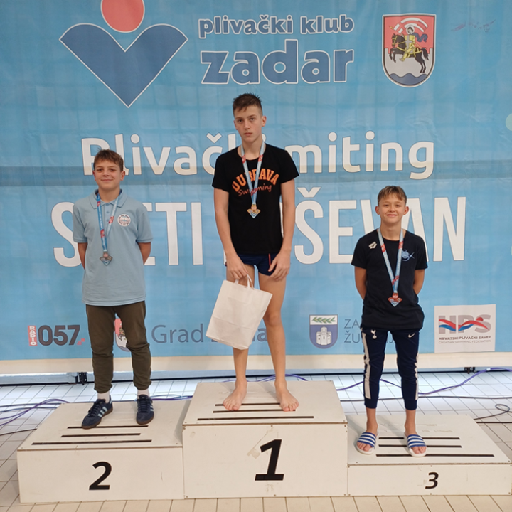 FOTO Plivačima Mora osam medalja u Zadru, Mate Džepina i Mislav Badurina opet izvrsni