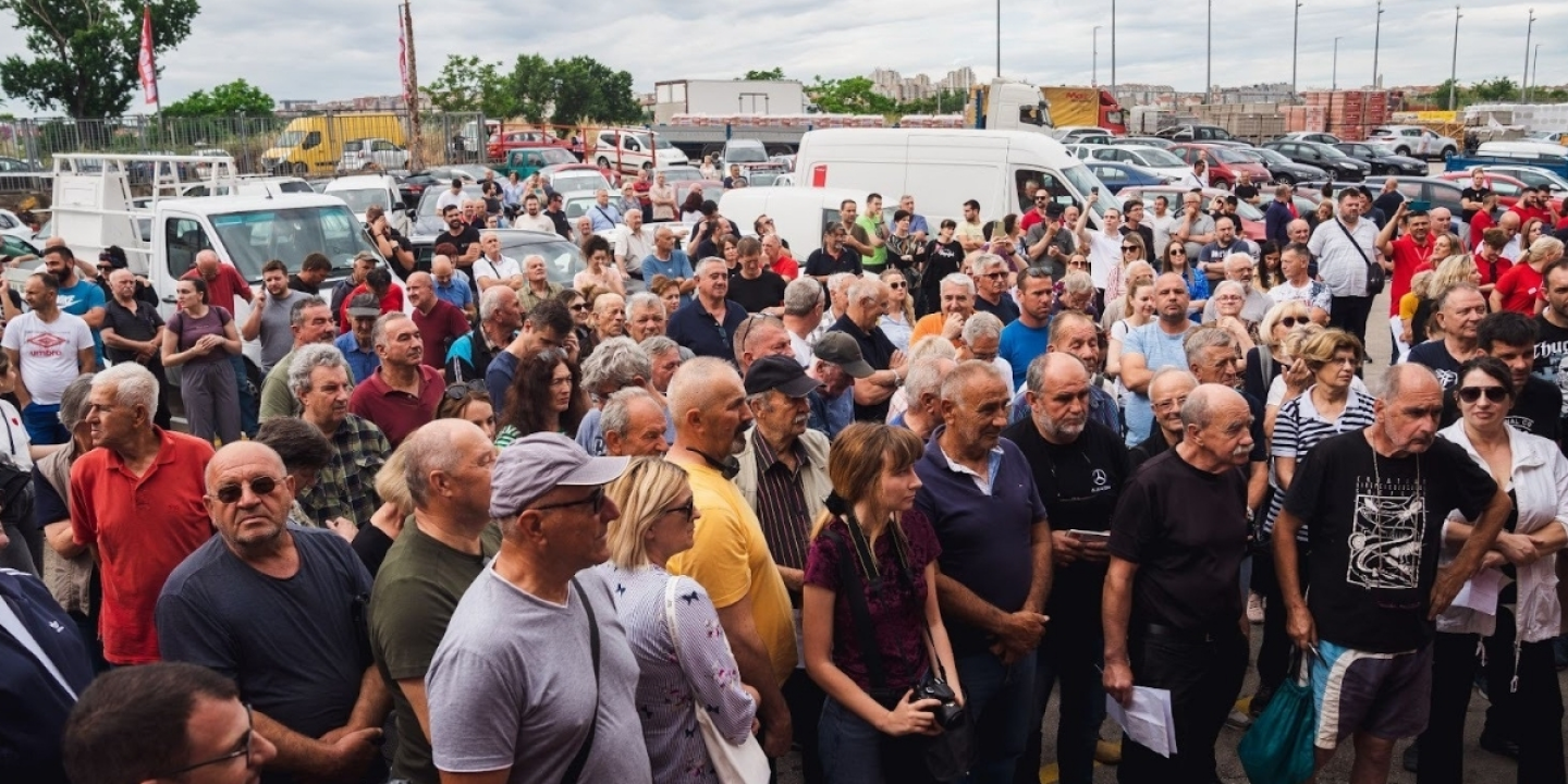 FOTO Kupci u šoku: Ogromni popusti na više od 70.000 artikala!
